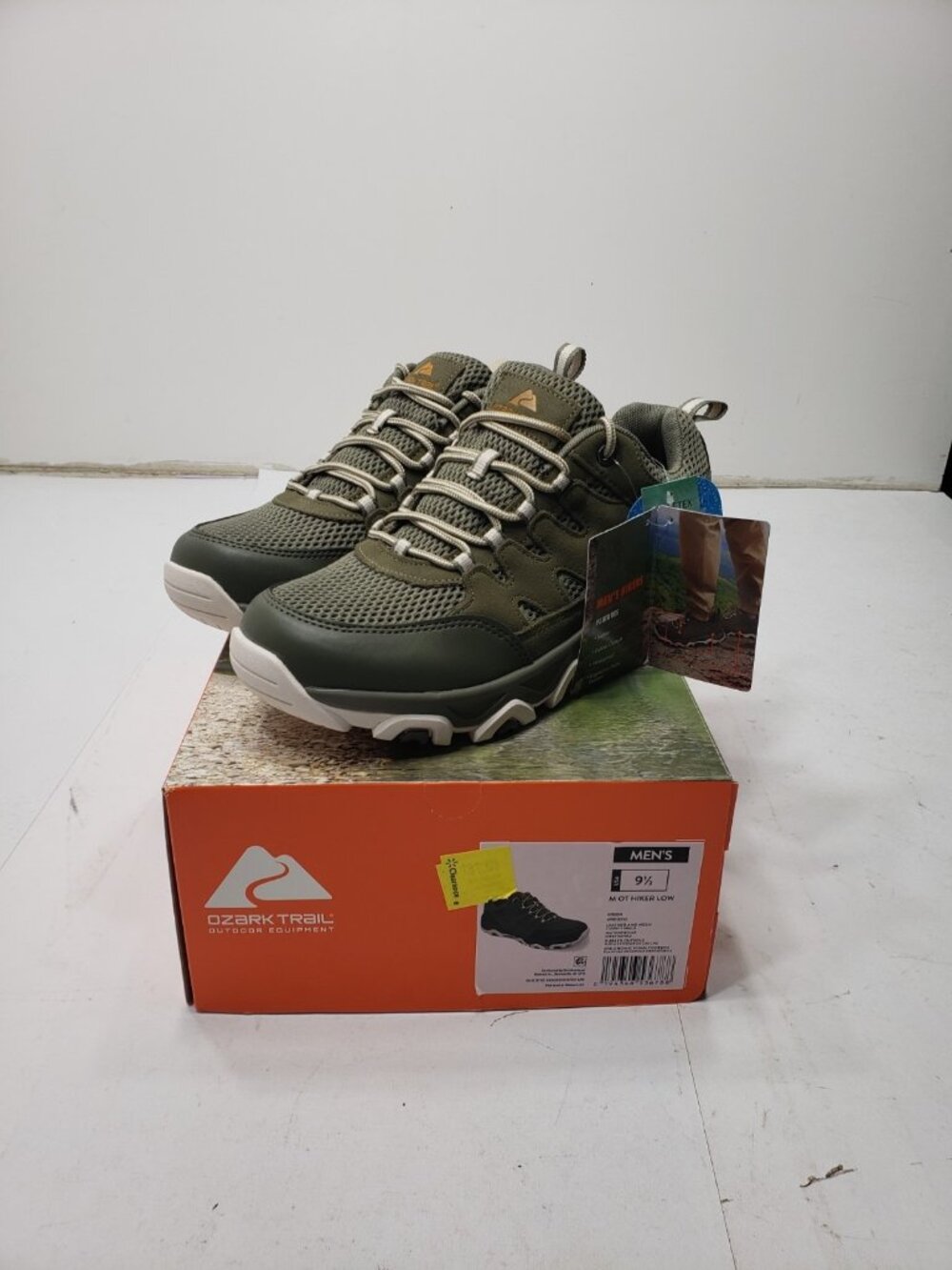 Ozark Trail Men's OT Hiker Low Waterproof Hiking Shoes Green Size 9.5